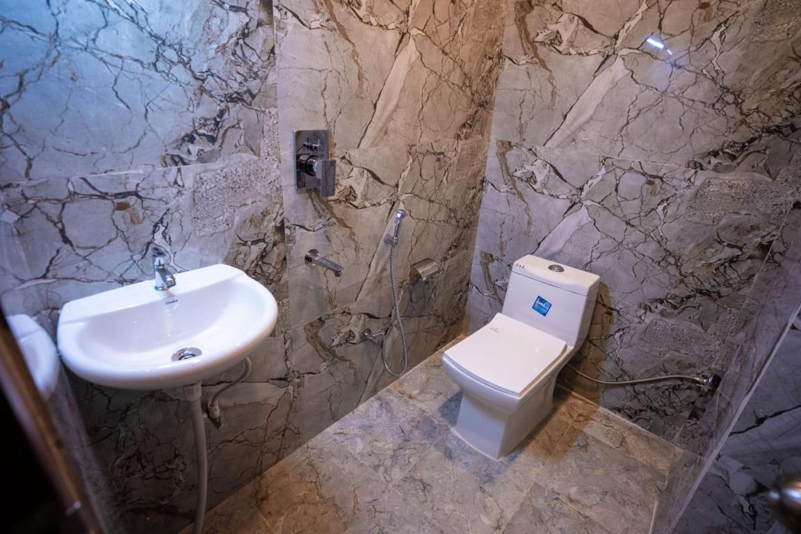 Hotel Jsr Kedar Bénarès Extérieur photo
