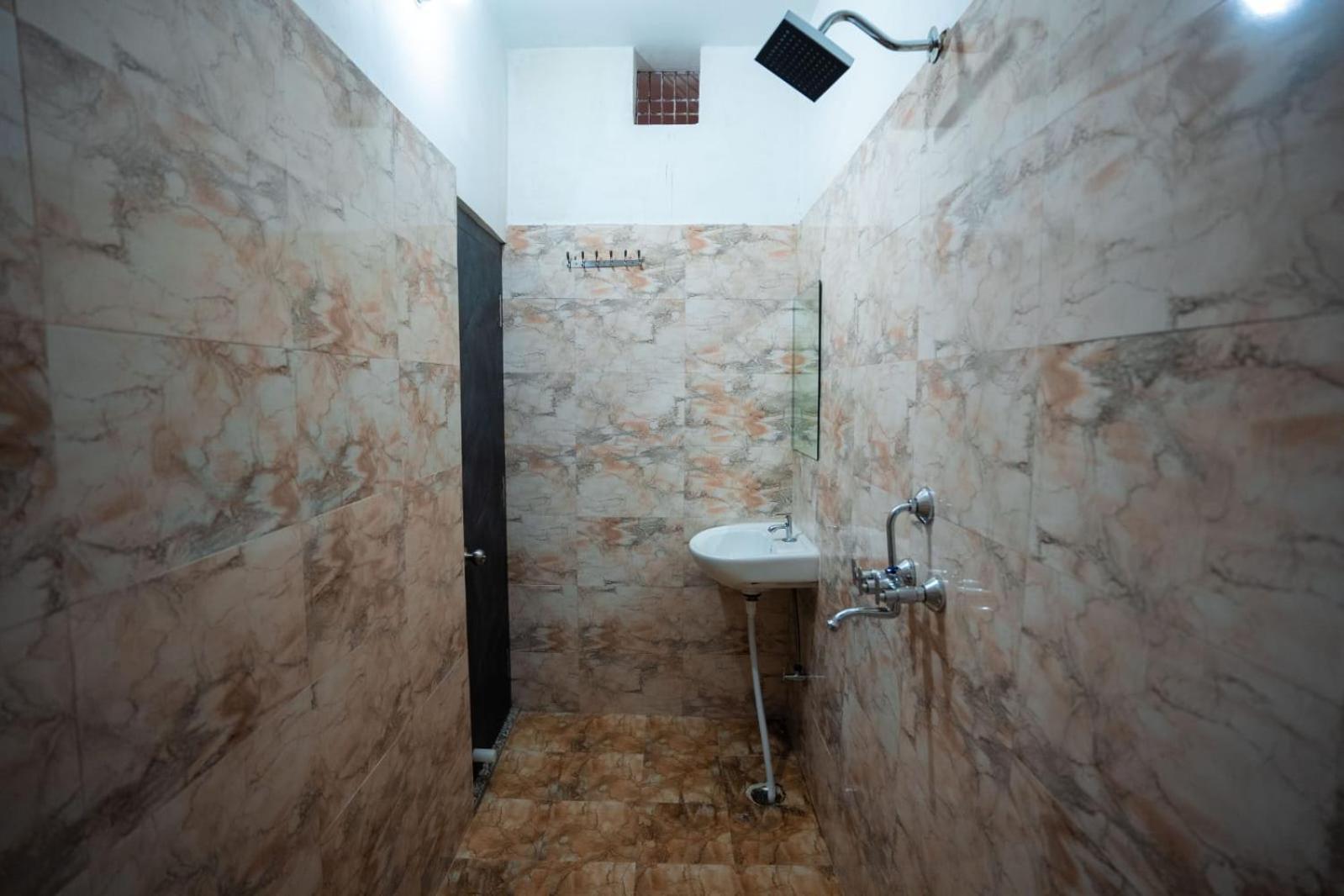 Hotel Jsr Kedar Bénarès Extérieur photo